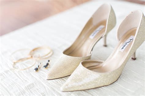 wedding shoes for bride designer.